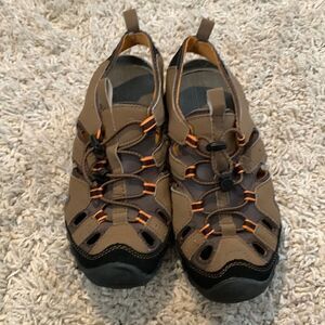 North side EUC brown/orange open back hiking shoes Size 5